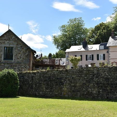 Gites In Le Neufbourg -Mortain Eksteriør bilde